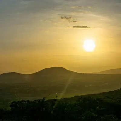 Torre de vigilancia en la Sierra de Montenegro (2021).